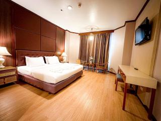 โรงแรมเลิศธานี - 2