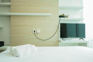Cozy and Nice Studio Room Tree Park BSD Apartment By Travelio - Tangerang - 7