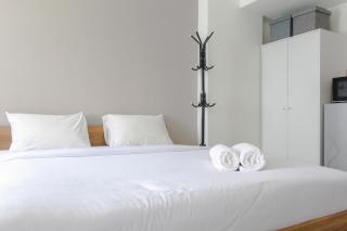 Cozy Living Studio Room at Urbantown Serpong Apartment By Travelio - Tangerang - 0