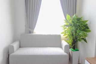 Cozy Living Studio Room at Urbantown Serpong Apartment By Travelio - Tangerang - 6