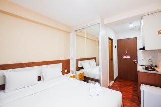 Cozy and Simply Studio Tifolia Apartment near Kelapa Gading By Travelio - 8