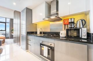 Modern Home in Business Bay with Panoramic View - Dubai - 7