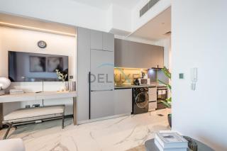 Stylish Studio Apartment in MAG EYE 910, Mohammad Bin Rashid City by Deluxe Holiday Homes - Dubai - 6
