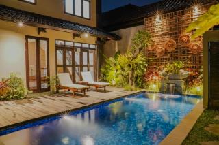 Shira House Bali - Legian - 0