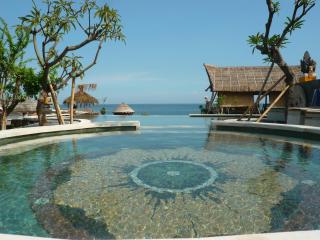 Classic Beach Villas - Amed - 0