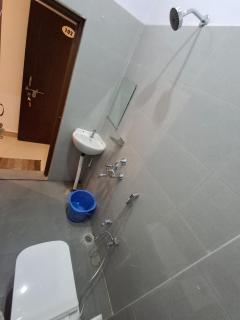 Shree Ram Sharnam inn - Ayodhya - 5