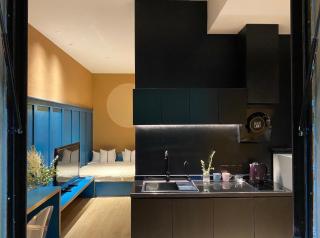 Shanghai Hills & Gefii Hengshan Road close to Hengshan rd bar street and subway line1 - Shanghai - 0