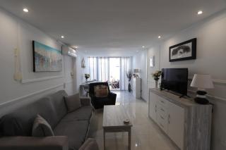 Torrevieja Spectacular Townhouse - 8