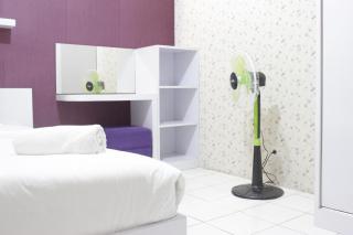 Gorgeous and Well Appointed 2BR at Gateway Ahmad Yani Cicadas Apartment By Travelio - Bandung - 1