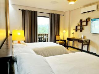 The Hideaway - New Condo in Crosswind Tagaytay - 8