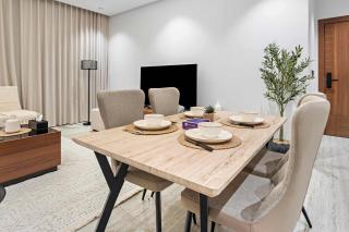 Silkhaus Modern & Aesthetic 2BDR in Al Muruj - Riad - 5