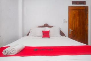 RedDoorz at Mayang Garini 2 Borobudur - Magelang - 6