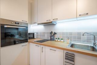 Modern and Calm 2BDRM Apt in City Centre - Sofia - 8