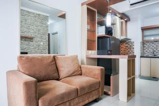 Graceful and Cozy 2BR at Signature Park Grande Apartment By Travelio - 3