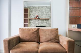 Graceful and Cozy 2BR at Signature Park Grande Apartment By Travelio - Jacarta - 2