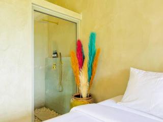 Lovely Villa, 2 Bedrooms & 1 Studio Room, Koh Samui - Koh Samui - 4