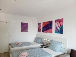 2 Zimmer für 3-4 Person , Klima, Parkplatz - 4