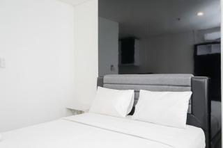 Strategic Studio Apartment at Tuscany Residence BSD City By Travelio - Tangerang - 4