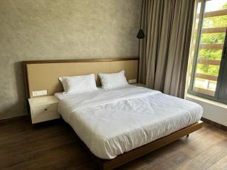 Royal Holidays & Stays - Pattāmbi - 6