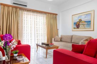 Local Apt next to City Lights 2 - 0