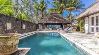 Magnificent Waterfront Villa - 3