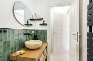 Liam's gem luxury apartment in Milan - 3