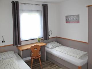 Ferienhaus Nr 86, Kategorie Komfort Plus L, Feriendorf Hochbergle, Allgäu - Bichel - 7