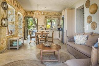 Villa Kalou Cottage by Villa Plus - 4