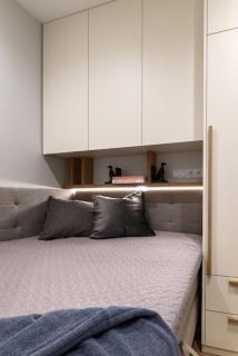 Cozy Quiet City Center Apartment - 1