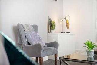Spacious 3-Bed Home in South Shields, Sleeps 8 - South Shields - 6