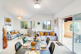 Villa Aris by Ezoria Villas - 8