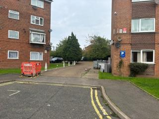 Lovely apartment in barking - Barking - 6