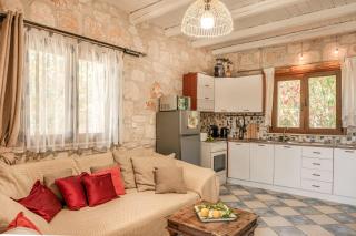 Botonis Houses - Modern Villas, Timeless Beauty - Vasilikos - 4