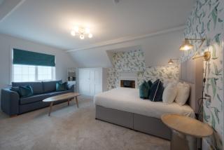 Florence Suite Boutique Hotel and Restaurant - Portsmouth - 9