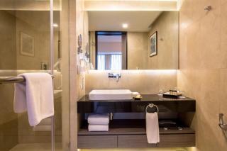 Hotel AELA Grand Near Delhi Airport By LA CASA - 1