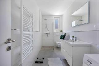 Elegant Tranquil Okrug Gornji Apartments - Trogir - 2