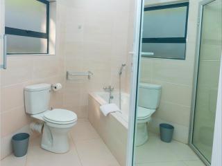 The Telescope Boutique Lodge - Victoria Falls - 4