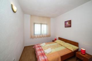 Cozy Beachfront Holiday Home Slatine - Slatine - 3