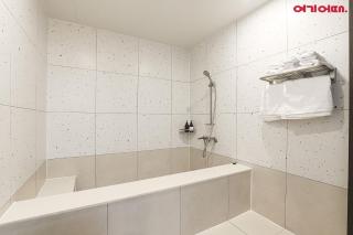 Sangju Stay201 Hotel - - 1