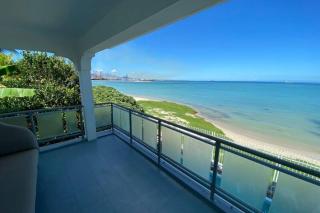 Crab's Cove beachfront villa with pool by IHR - Baie du Tombeau - 9