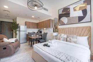 A FREE HOUSEKEEPING VISIT FOR EVERY STAY BETWEEN THE 16TH FEB AND THE 16TH MAR - StayShort - Utterly Mesmerizing Studio in JVC - Dubai - 8