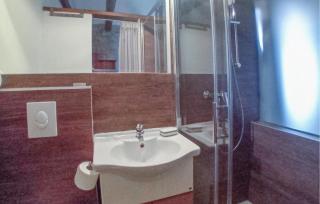 2 Bedroom Cozy Apartment In Porec - Poreč (Parenzo) - 4