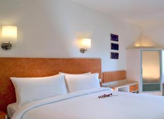 Hometel Chandigarh - 2