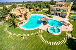 Waterfall Zoo Lodge Deluxe Suite 1 -  - 8