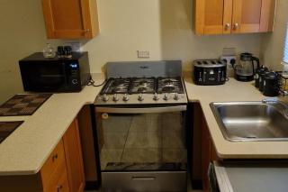 Charming 2-Bed House in Portmore gated community - Portmore - 3
