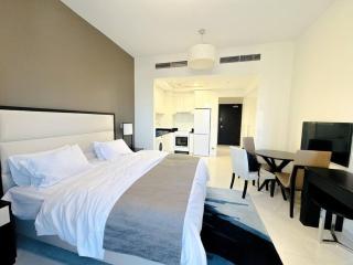 Cozy & Convenient Studio in JVC - Ezytrac Vacation Homes - Dubai - 5