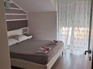 Luxury Seget Donji Apartments with Terrace and Sea View - Trogir - 9