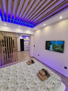 Boho 3siblings - Athene - 0