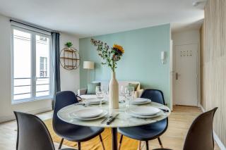 Heart of Montmartre l Sacré-Coeur at 10min - Paris - 8