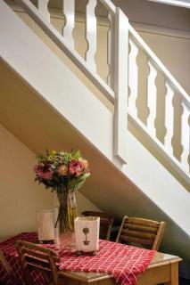 Avemore Island Apartment-full power back up - 5